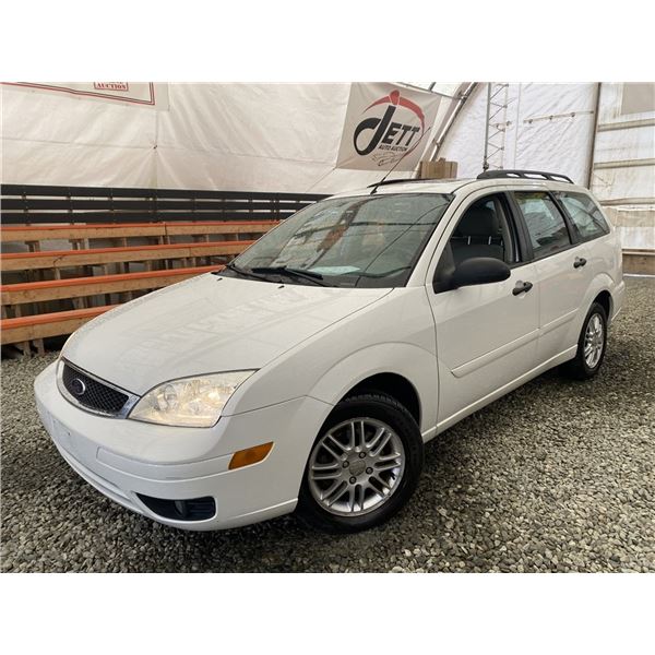 0S --  2005 FORD FOCUS ZXW, White, 147101 KM, "No Reserve"  Charity