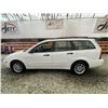 Image 23 : 0S --  2005 FORD FOCUS ZXW, White, 147101 KM, "No Reserve"  Charity