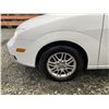 Image 27 : 0S --  2005 FORD FOCUS ZXW, White, 147101 KM, "No Reserve"  Charity