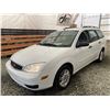 Image 3 : 0S --  2005 FORD FOCUS ZXW, White, 147101 KM, "No Reserve"  Charity