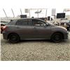 Image 11 : 0U --  2011 TOYOTA MATRIX XRS, Grey, 216627 KM "NO RESERVE"