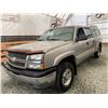 Image 3 : G1 --  2003 CHEVROLET SILVERADO 1500 HEAVY DUTY CREW CAB 4X4, Grey, 242,331 KM