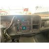 Image 52 : G1 --  2003 CHEVROLET SILVERADO 1500 HEAVY DUTY CREW CAB 4X4, Grey, 242,331 KM