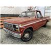 Image 1 : 0ZK --  1985 FORD F150 , Red, 127,834 KM "NO RESERVE"