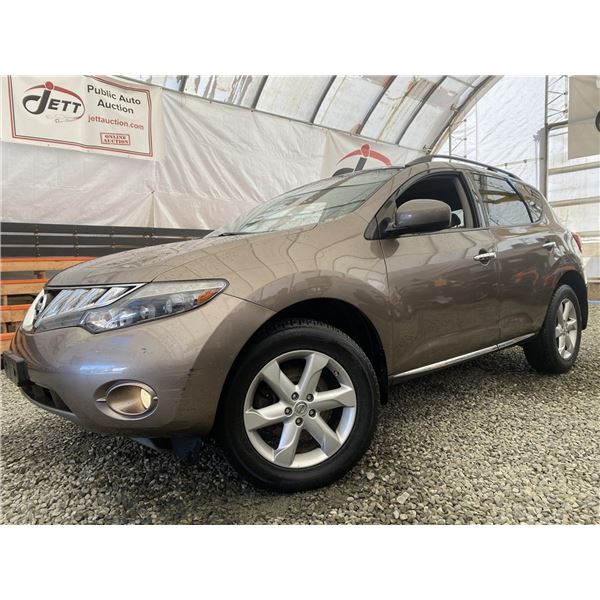 A6 --  2010 NISSAN MURANO S AWD, Gold, 211109 KM