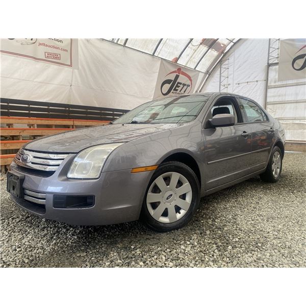 A12C --  2006 FORD FUSION SE , Grey, 206760 KM