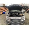 Image 32 : C6G --  2014 CHRYSLER 300C , Grey, 129737 KM