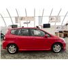 Image 12 : D2-- 2007 HONDA FIT, RED, 220,667KMS