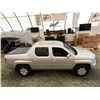 Image 13 : E4 --  2008 HONDA RIDGELINE RTS PICKUP, Silver, 112191 MILES