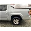 Image 28 : E4 --  2008 HONDA RIDGELINE RTS PICKUP, Silver, 112191 MILES