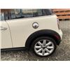 Image 25 : F6F --  2007 MINI COOPER S, White, 80034 MILES