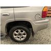 Image 25 : A12E --  2002 GMC ENVOY 4X4 , Grey, 248927 KM  TMU