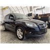Image 8 : B1 --  2010 VW TIGUAN SE AWD , Black, 197,461 KM