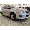 Image 8 : F6B --  2009 VW ROUTAN SE, Silver, 227282 KM