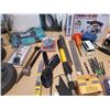 Image 5 : Lot of Shop Tools - Bosh Drill, Roll/Sandpaper, Xtream Seat