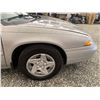 Image 29 : A12P --  1995 CHRYSLER INTREPID, Silver, 174913 KM "NO RESERVE"