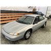 Image 4 : A12P --  1995 CHRYSLER INTREPID, Silver, 174913 KM "NO RESERVE"