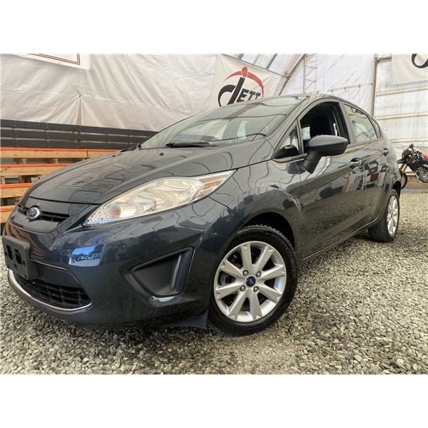 B5 --  2011 FORD FIESTA SE , Grey, 159376 KM