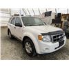 Image 9 : C6 --  2008 FORD ESCAPE HYBRID AWD, White, 177691 KM