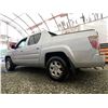 Image 22 : E4 --  2008 HONDA RIDGELINE RTS PICKUP, Silver, 112191 MILES