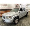 Image 3 : E4 --  2008 HONDA RIDGELINE RTS PICKUP, Silver, 112191 MILES