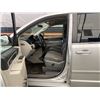 Image 48 : F6B --  2009 VW ROUTAN SE, Silver, 227282 KM