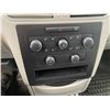 Image 54 : F6B --  2009 VW ROUTAN SE, Silver, 227282 KM