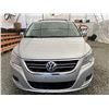 Image 6 : F6B --  2009 VW ROUTAN SE, Silver, 227282 KM