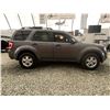 Image 11 : B2 --  2011 FORD ESCAPE XLT , AWD,  Grey, 171755 KM