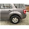 Image 25 : B2 --  2011 FORD ESCAPE XLT , AWD,  Grey, 171755 KM