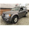 Image 3 : B2 --  2011 FORD ESCAPE XLT , AWD,  Grey, 171755 KM