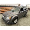 Image 4 : B2 --  2011 FORD ESCAPE XLT , AWD,  Grey, 171755 KM