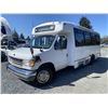 Image 1 : 0B -- 1996 CHAMPION BUS, WHITE, 382,236 KMS "NO RESERVE"