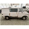 Image 11 : A9 --  1984 GMC VANDURA G1500, White, 247,662 Kms "NO RESERVE"