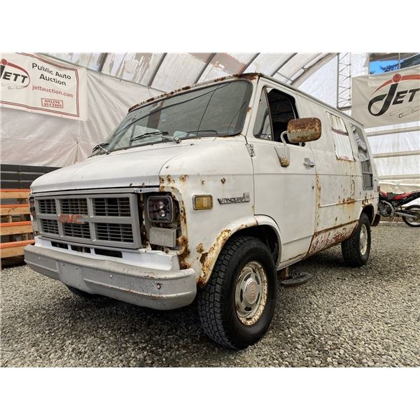 A9 --  1984 GMC VANDURA G1500, White, 247,662 Kms "NO RESERVE"