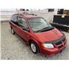 Image 10 : A7 --  2002 DODGE GRAND CARAVAN SPORT, Red, 185,323 KM