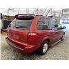 Image 15 : A7 --  2002 DODGE GRAND CARAVAN SPORT, Red, 185,323 KM