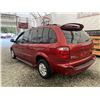 Image 21 : A7 --  2002 DODGE GRAND CARAVAN SPORT, Red, 185,323 KM