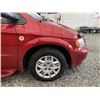 Image 29 : A7 --  2002 DODGE GRAND CARAVAN SPORT, Red, 185,323 KM