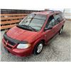 Image 4 : A7 --  2002 DODGE GRAND CARAVAN SPORT, Red, 185,323 KM
