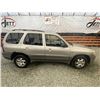 Image 12 : A12C --  2001 MAZDA TRIBUTE DX AWD, Brown, 385,207 KM "NO RESERVE"