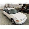 Image 10 : A12A --  1997 FORD ESCORT LX , White, 287,908 KM
