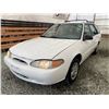 Image 3 : A12A --  1997 FORD ESCORT LX , White, 287,908 KM