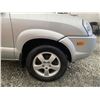 Image 29 : A12I --  2007 HYUNDAI TUCSON GLS, Silver, 236,933 KM "NO RESERVE"