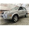 Image 2 : A12I --  2007 HYUNDAI TUCSON GLS, Silver, 236,933 KM "NO RESERVE"