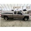 Image 12 : F3 --  2007 CHEVROLET SILVERADO 3500 CREW CAB 4X4, Silver, 197,680 KM