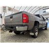 Image 14 : F3 --  2007 CHEVROLET SILVERADO 3500 CREW CAB 4X4, Silver, 197,680 KM