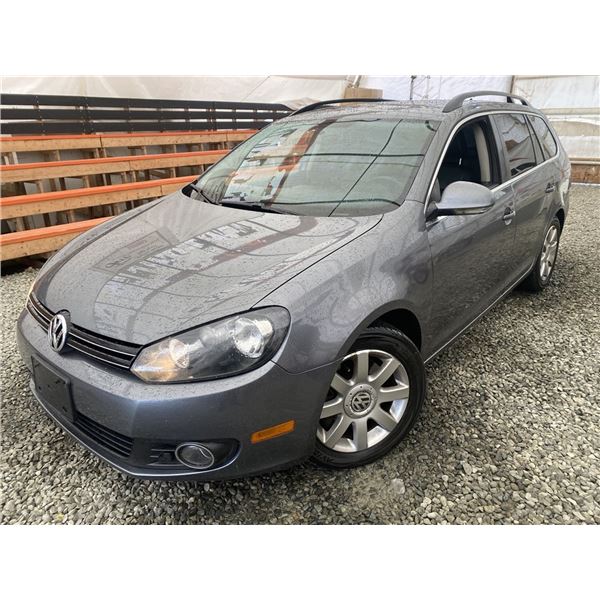 C6K --  2011 VW GOLF TDI, Silver, 153583 KM