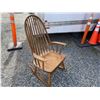 Image 1 : 436 -- Rocking Chair
