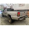 Image 15 : F6E --  2004 CHEVROLET SILVERADO 3500 CREW CAB 4X4 DUALLY, Silver, 205018 KM